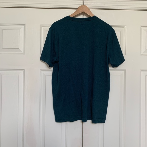 Run NYC New York City T-Shirt (Go-Dry) - Picture 6 of 7